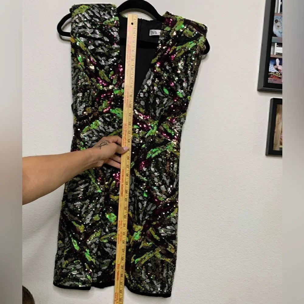 Zara Colorful Sequence dress - Picture 5 of 9